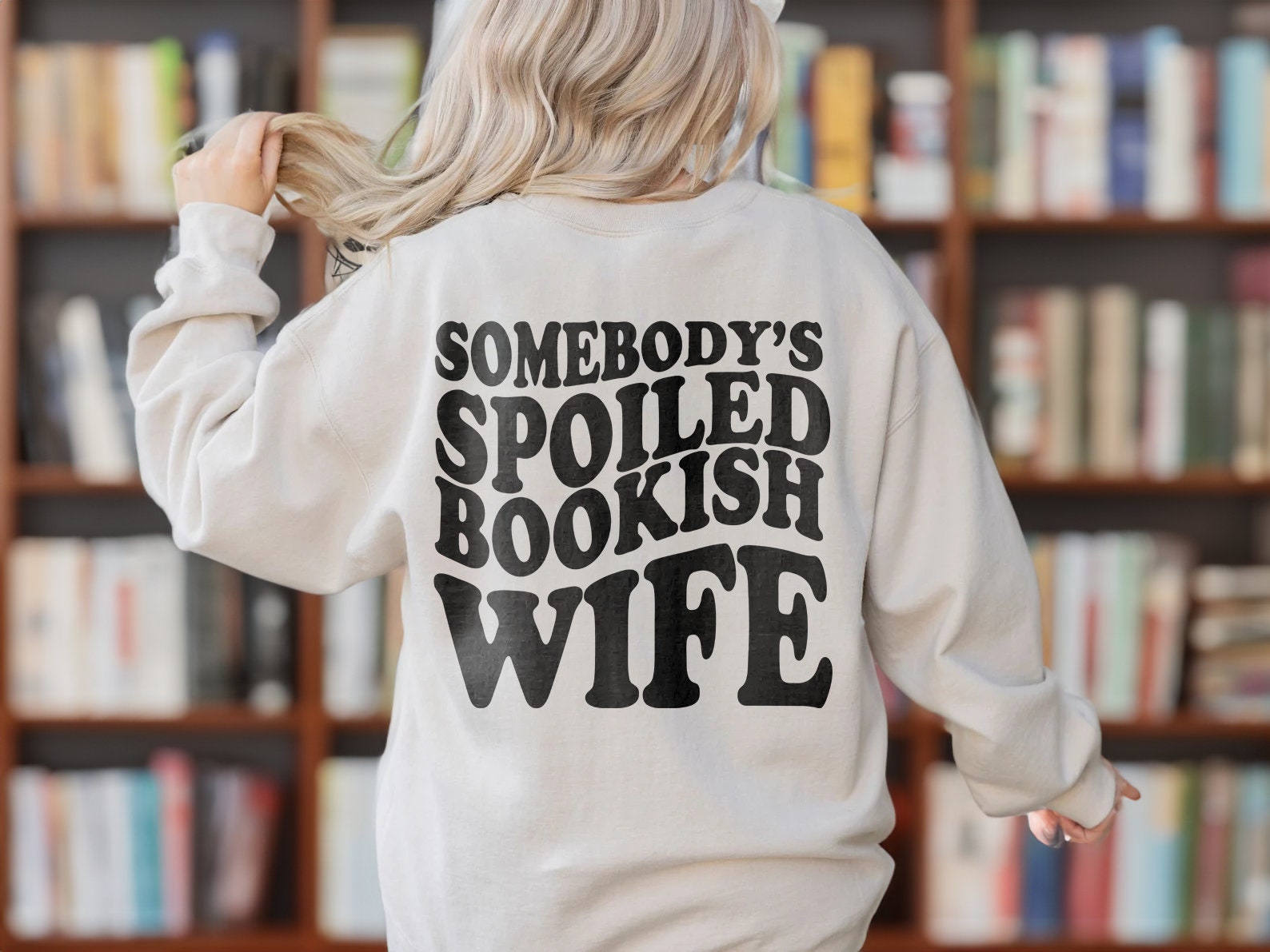 Somebody's Spoiled Bookish Wife Dark Romantasy Reader ACOTAR Fan Sweatshirt image 4