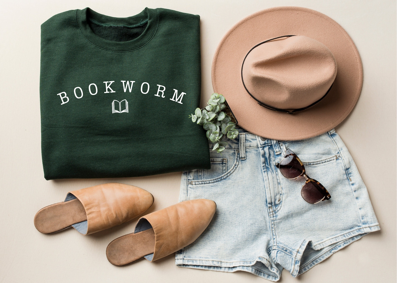 Bookworm Just One More Chapter Reading Lover Librarian Teacher Lover Sweatshirt image 1