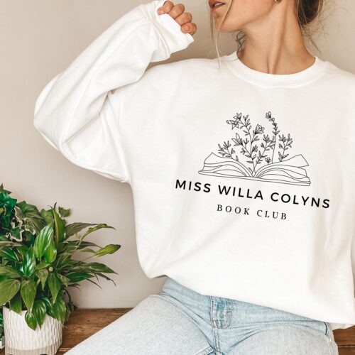 Miss Willa Colyns Book Club Jennifer Armentrout Atlantia Smut Reader Sweatshirt image 0