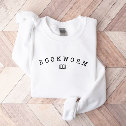 Bookworm Just One More Chapter Reading Lover Librarian Teacher Lover Sweatshirt image 0