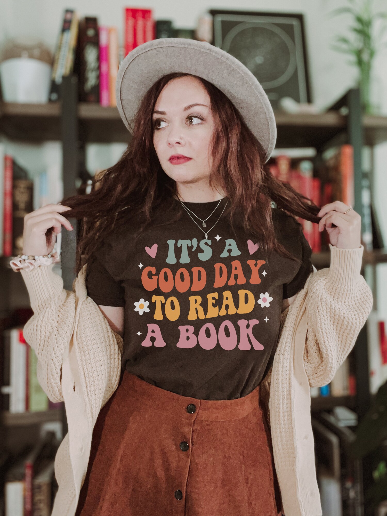 Retro It's A Good Day To Read Bookish Poetry Literature Librarian Shirt image 1