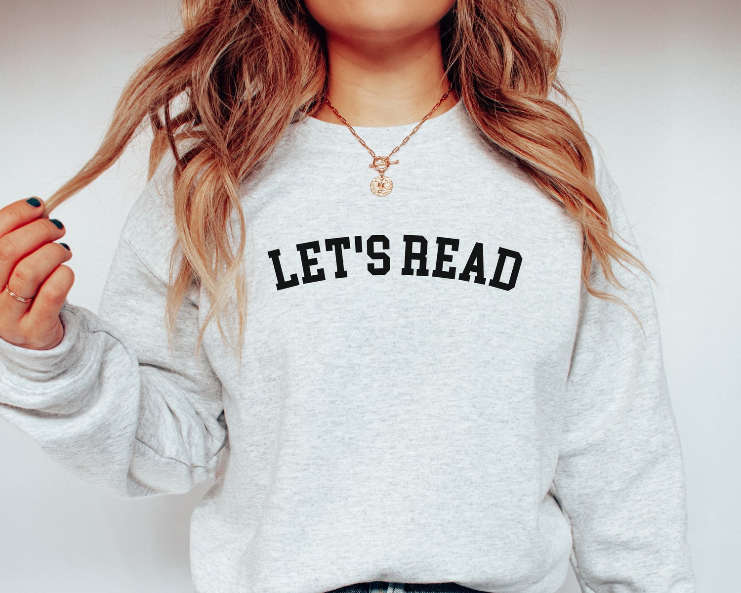 Let's Read Bookish Lovers Librarian Teacher Cute Nerd Women Sweatshirt image 4