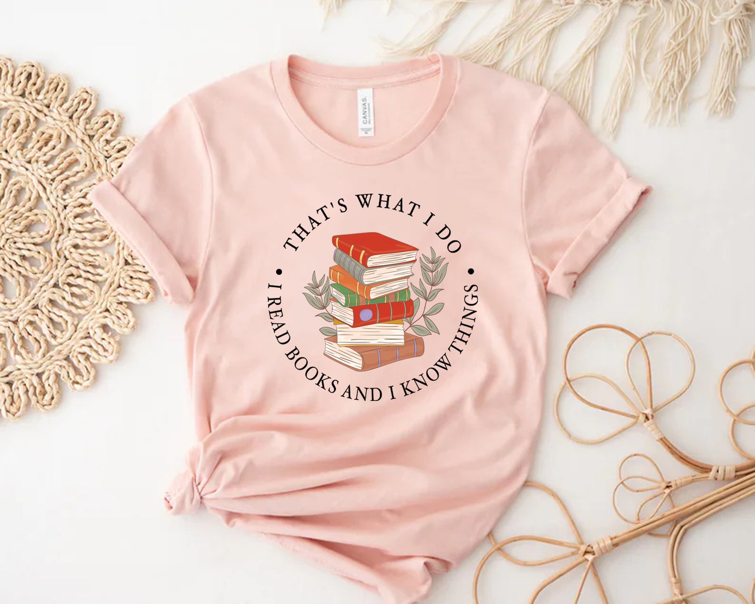 That's What I Do I Read Books And I Know Things Lover Librarian Teacher Shirt image 2