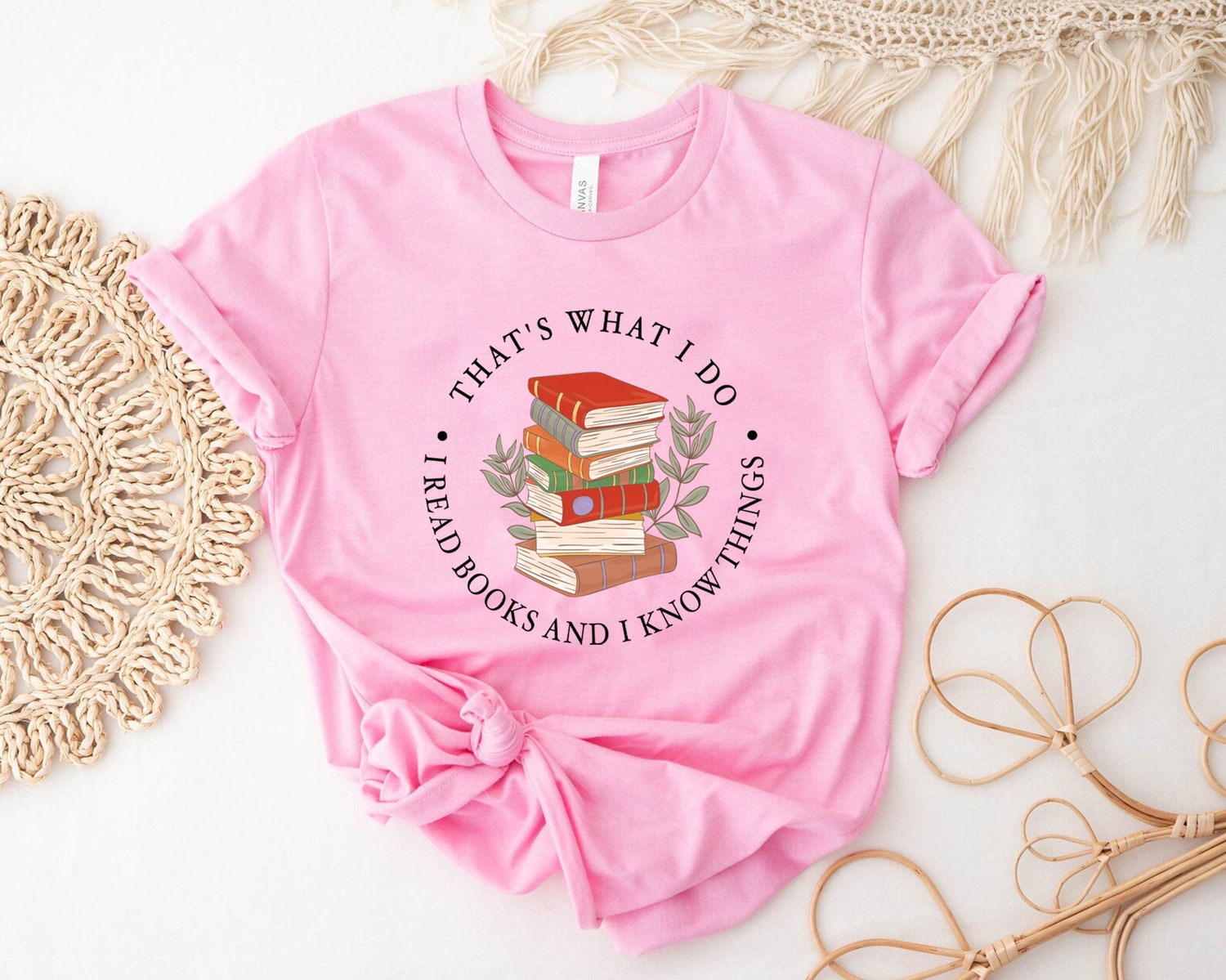 That's What I Do I Read Books And I Know Things Lover Librarian Teacher Shirt image 6