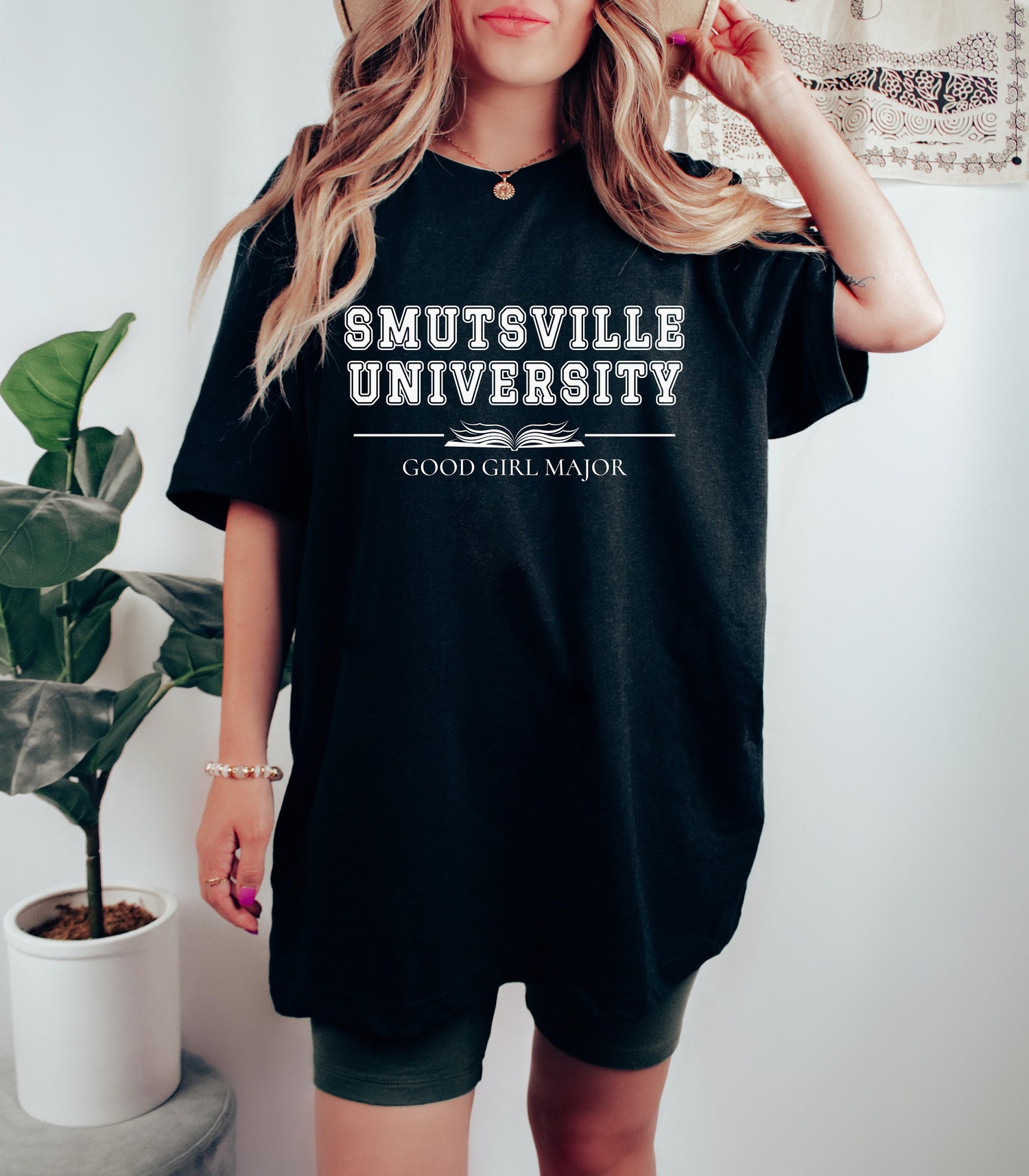 Smutsville University Good Girl Major I'd Rather Be Reading Books Reader Shirt image 4