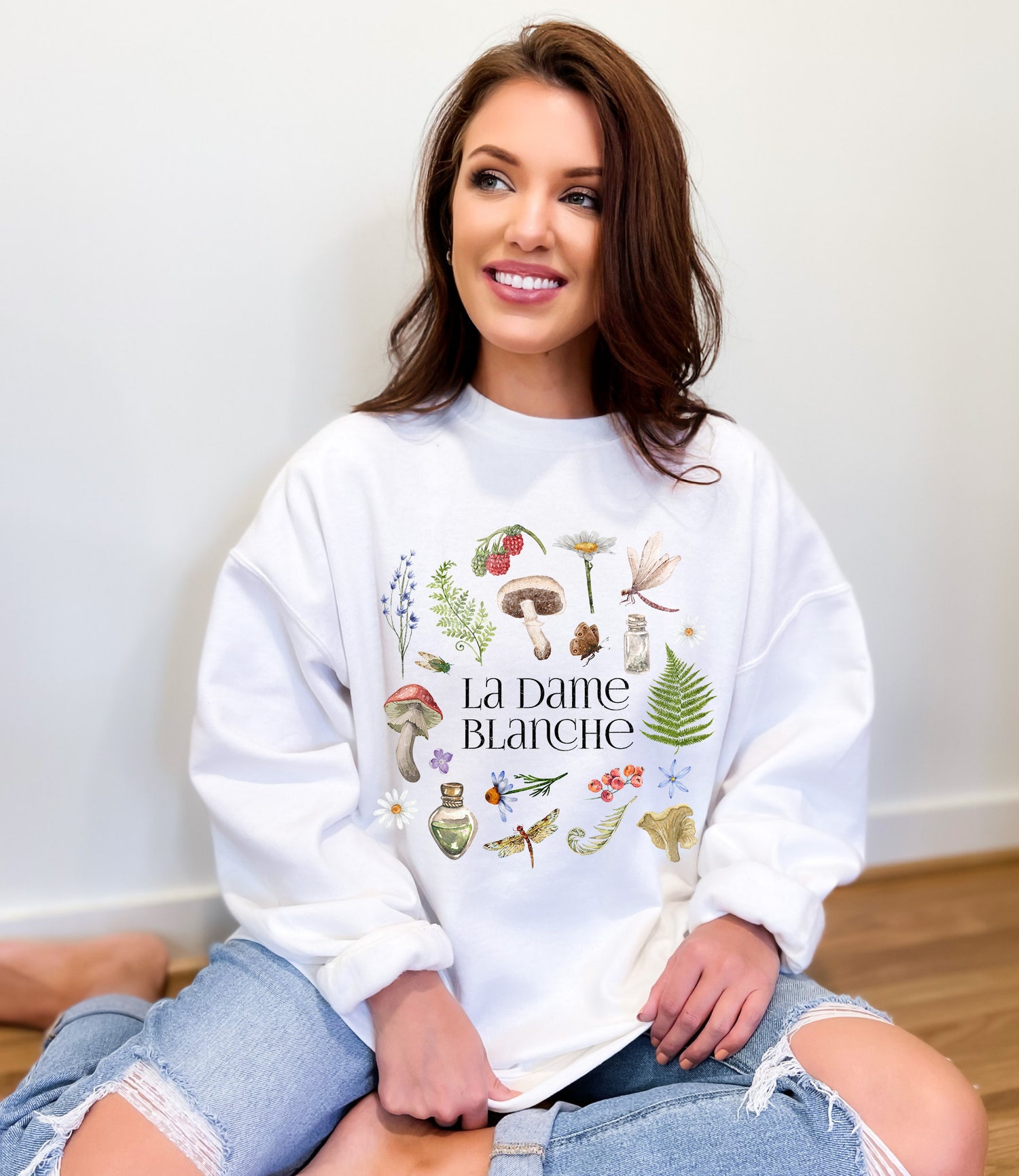 Outlander Women Sassenach La Dame Blanche Jamie Claire Fraser Dinna Bookish Sweatshirt image 4