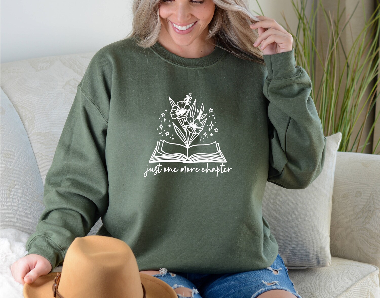 Just One More Chapter Book Lover Nerd Librarian Leaders Flowers eatshirt image 3