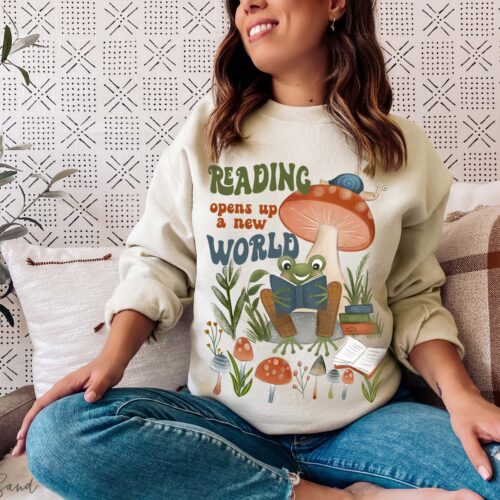 Vintage Frog Reading Story Time Librarian Bookish Reader Literature Lover Sweatshirt image 0