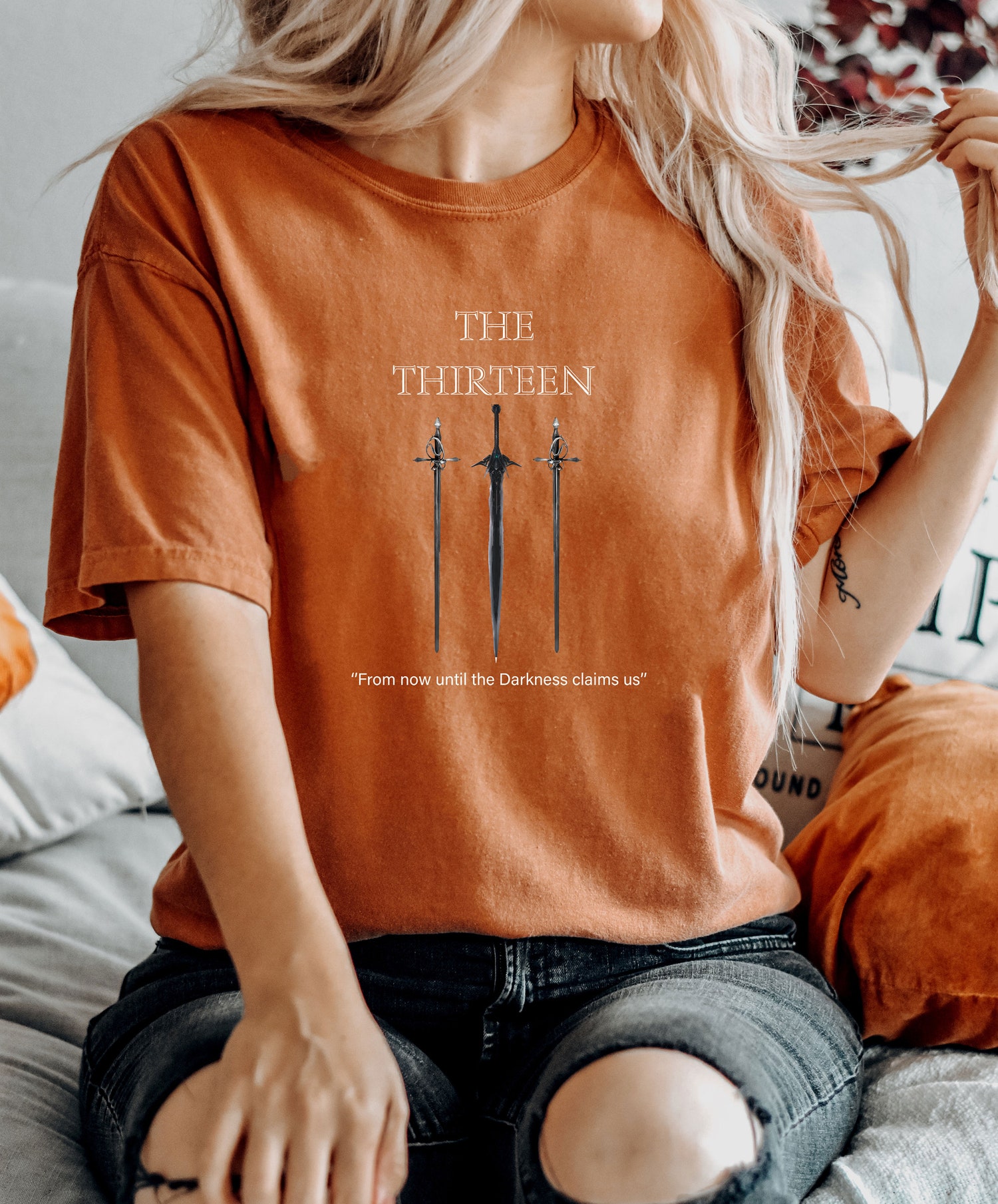 The Thirteen Fans Sarah J Maas Throne Of Glass Trending Novel Quote Book Lover Shirt image 6