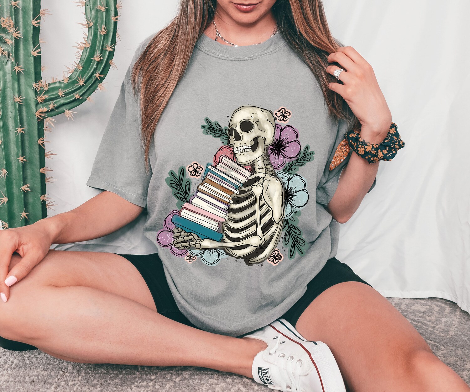 Vintage I Love Books Skeleton Reading Banned Flower Floral Women Shirt image 3