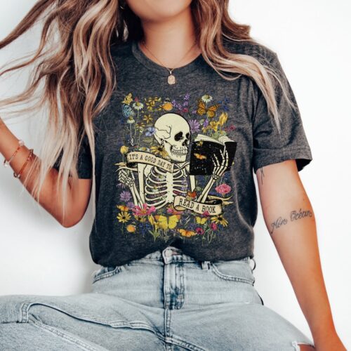 It's A Good Day To Read A Book Skeleton Lover Librarian Teacher Literary Shirt image 0