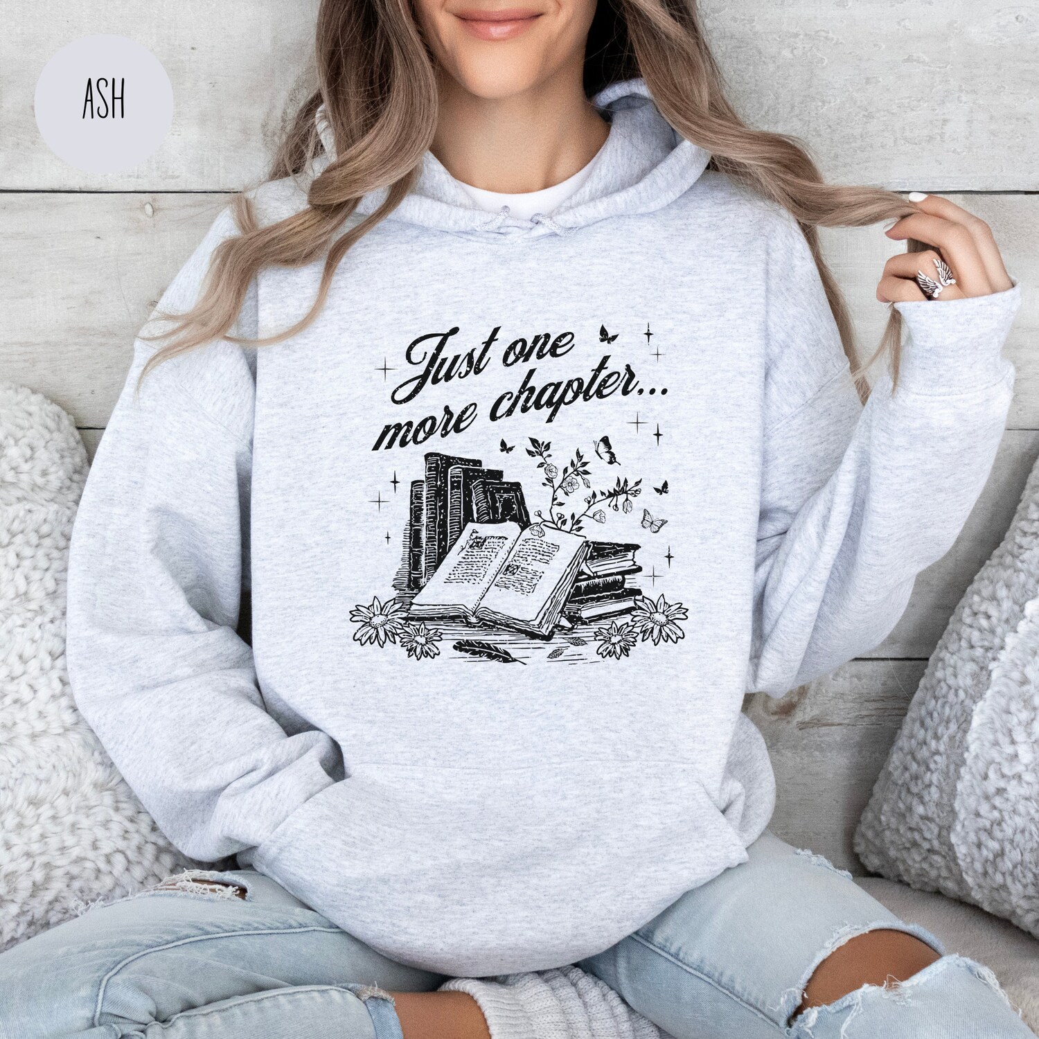 Vintage Just One More Chapter Book Lovers Reading Bibliophiles Floral Girly Hoodie image 5