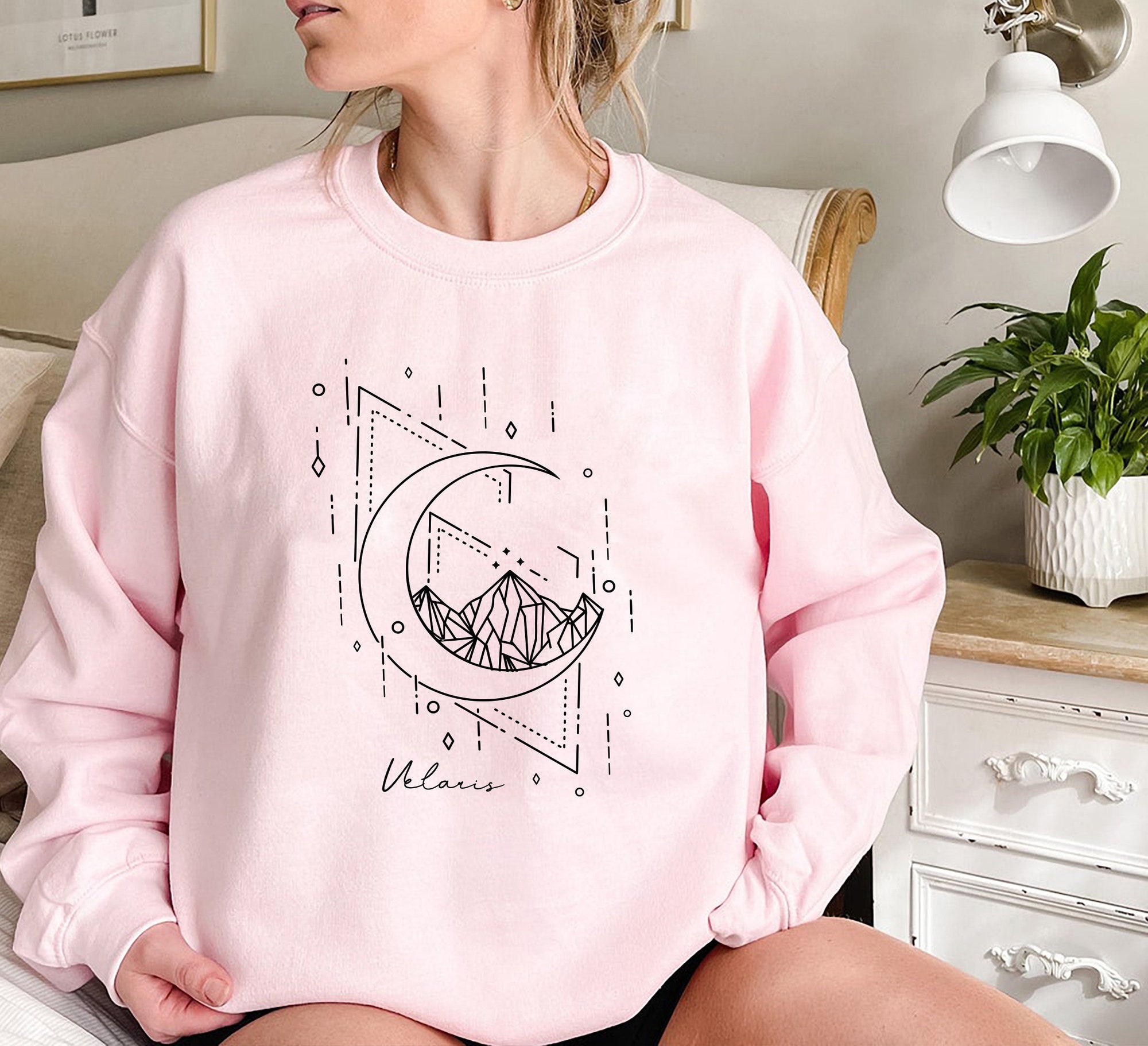 Velaris Bookish The Night Court ACOTAR Court of Dreams Sweatshirt image 2