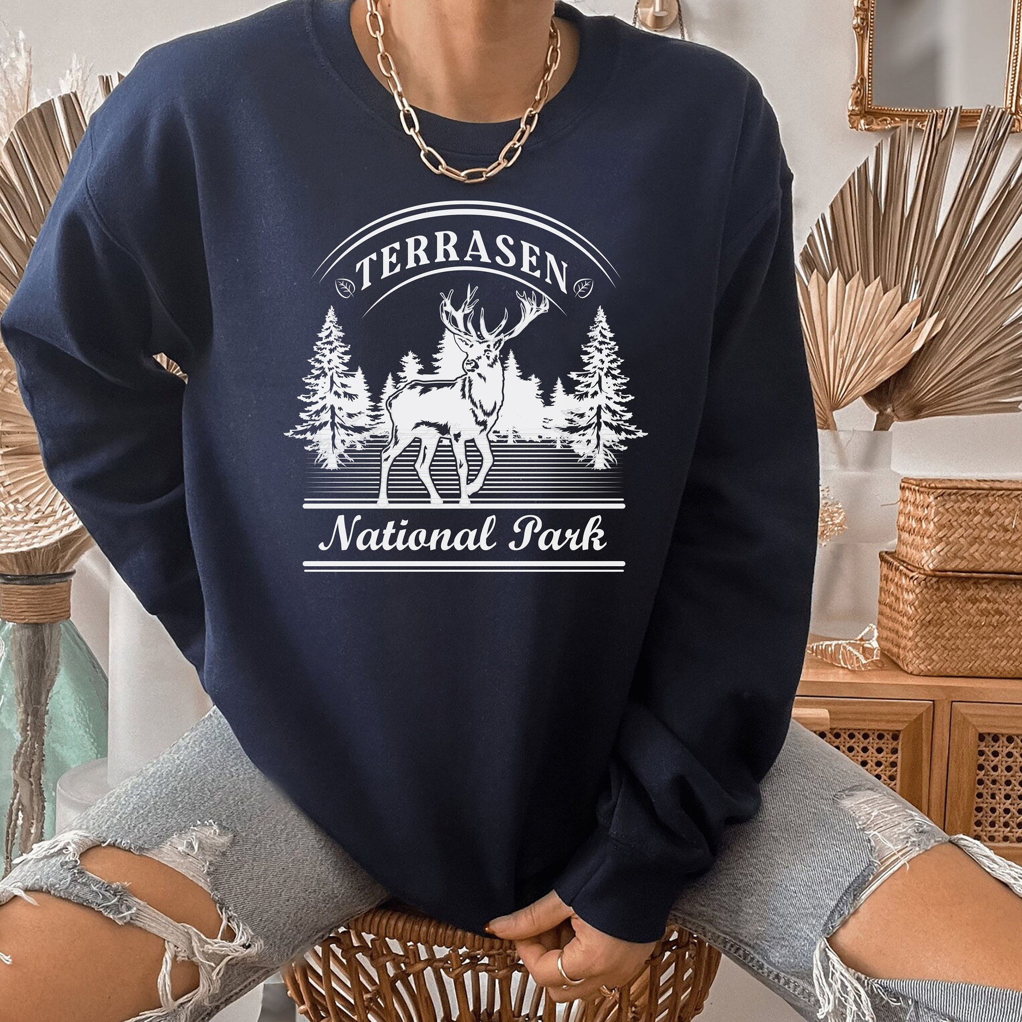 SJM Terrasen National Park Bookish Reader Sweatshirt image 2