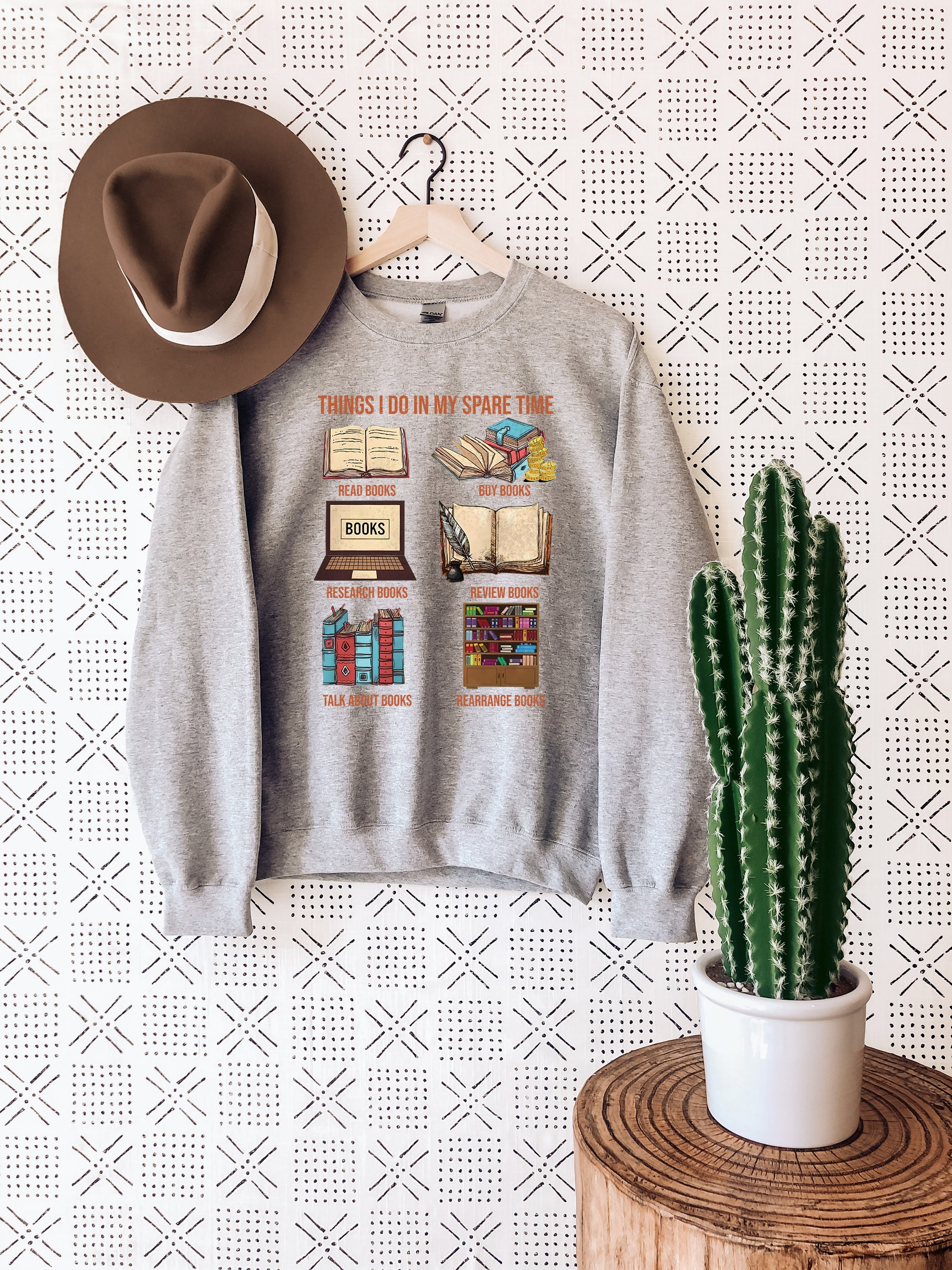 Funny Book Lover Things I Do In My Spare Time Funny Reading Sweatshirt image 3