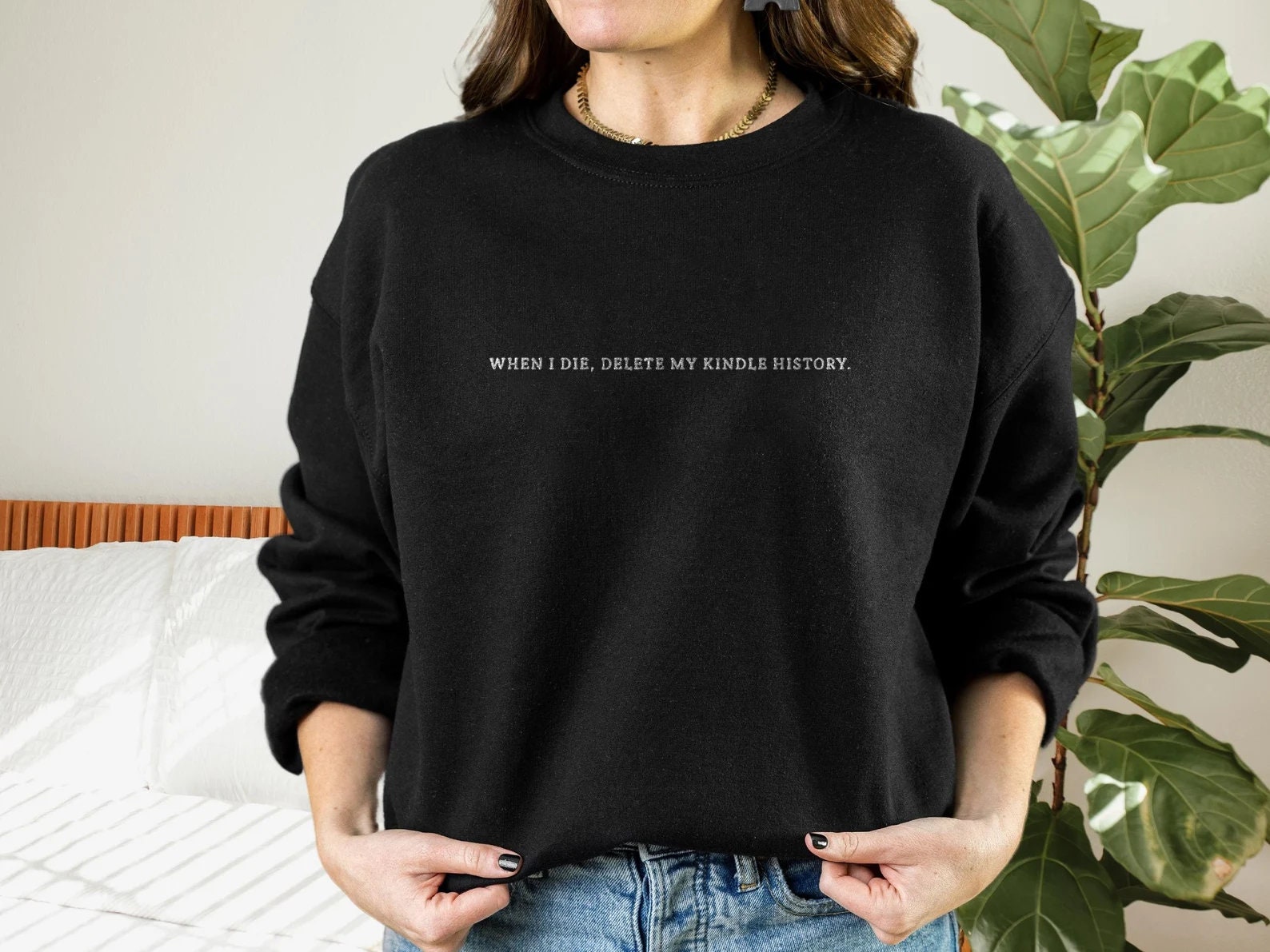 Kindle Smut Reader Dark Romance Bookish Spicy Books Romatasy Sweatshirt image 2