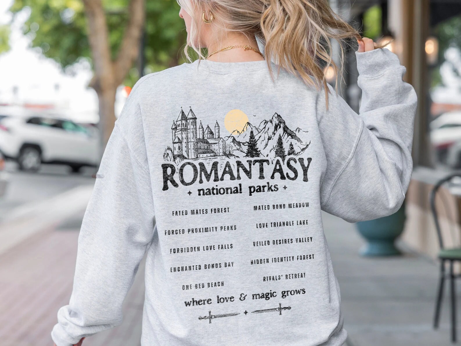 Romantasy Reader Bookish Tropes ACOTAR Fourth Wing FBAA Sweatshirt image 6