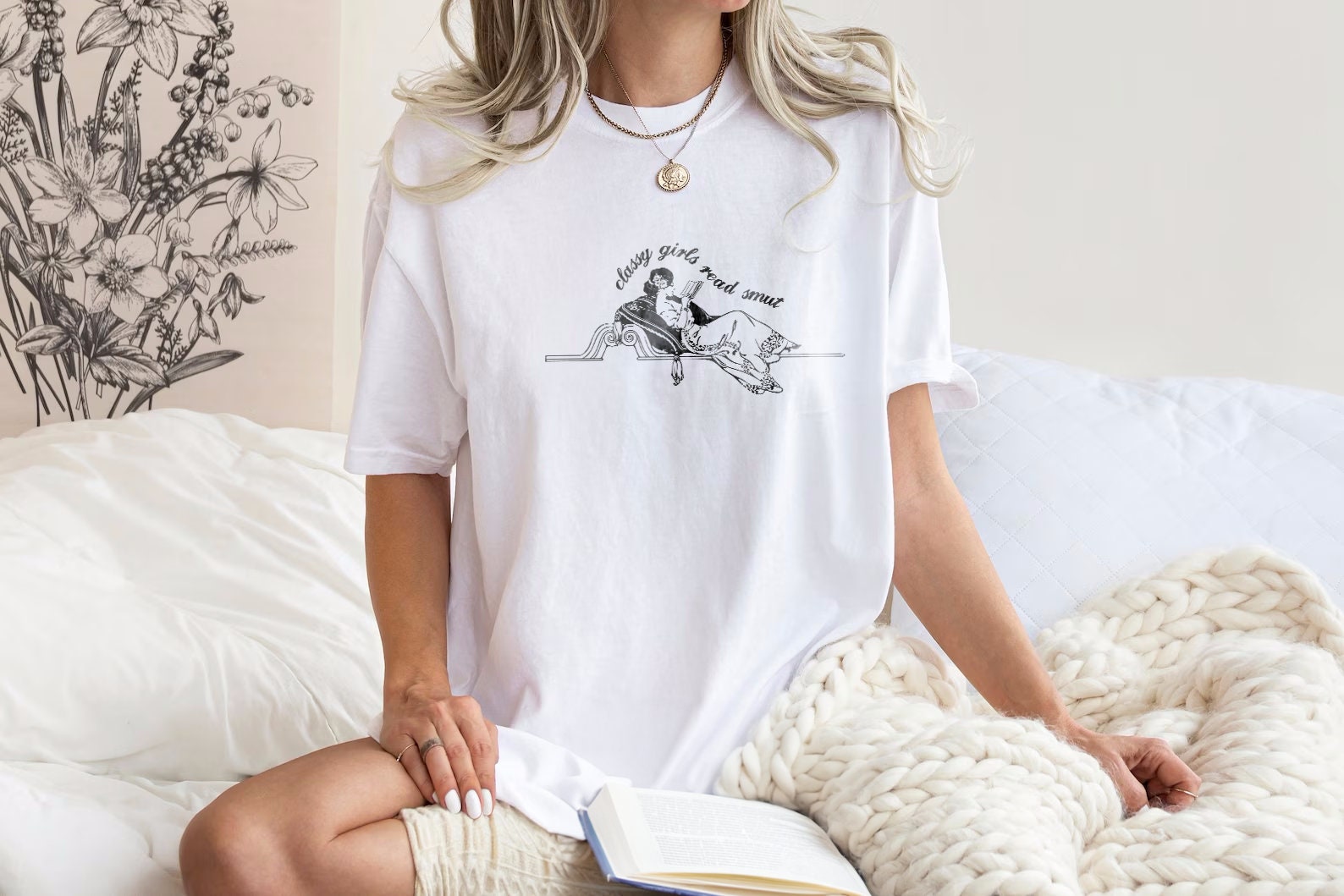 Vintage Smut Classy Girls Read Smut Bookish Dark Romance Addict Dirty Spicy Shirt image 3