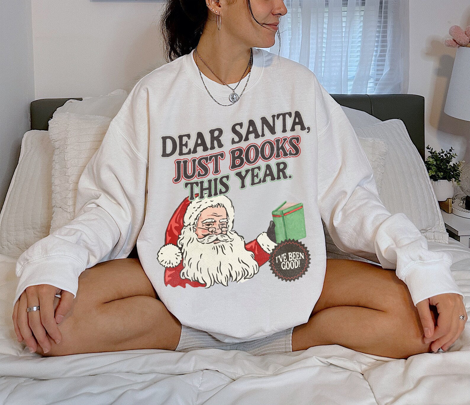 Vintage Bookish Christmas Holiday Lover Santa Reader Lover Seasons Santa Sweatshirt image 3