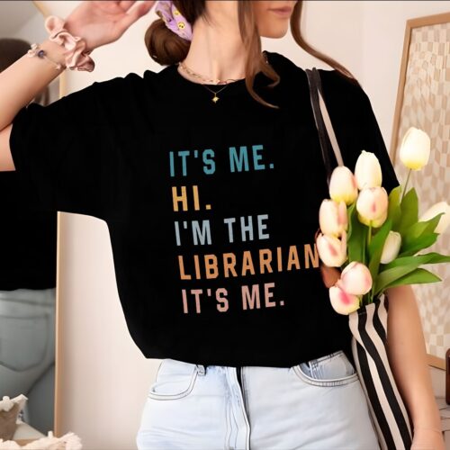 Personalized Librarian Shirt It's Me Hi I'm The Librarian Bookworm Gift Reading Lover Tee image 0