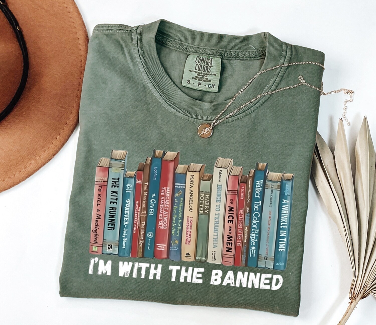 Comfort Colors Funny I'm With The Banned T-shirt Book Lovers Gift Librarian Shirt Women’s Tee image 2